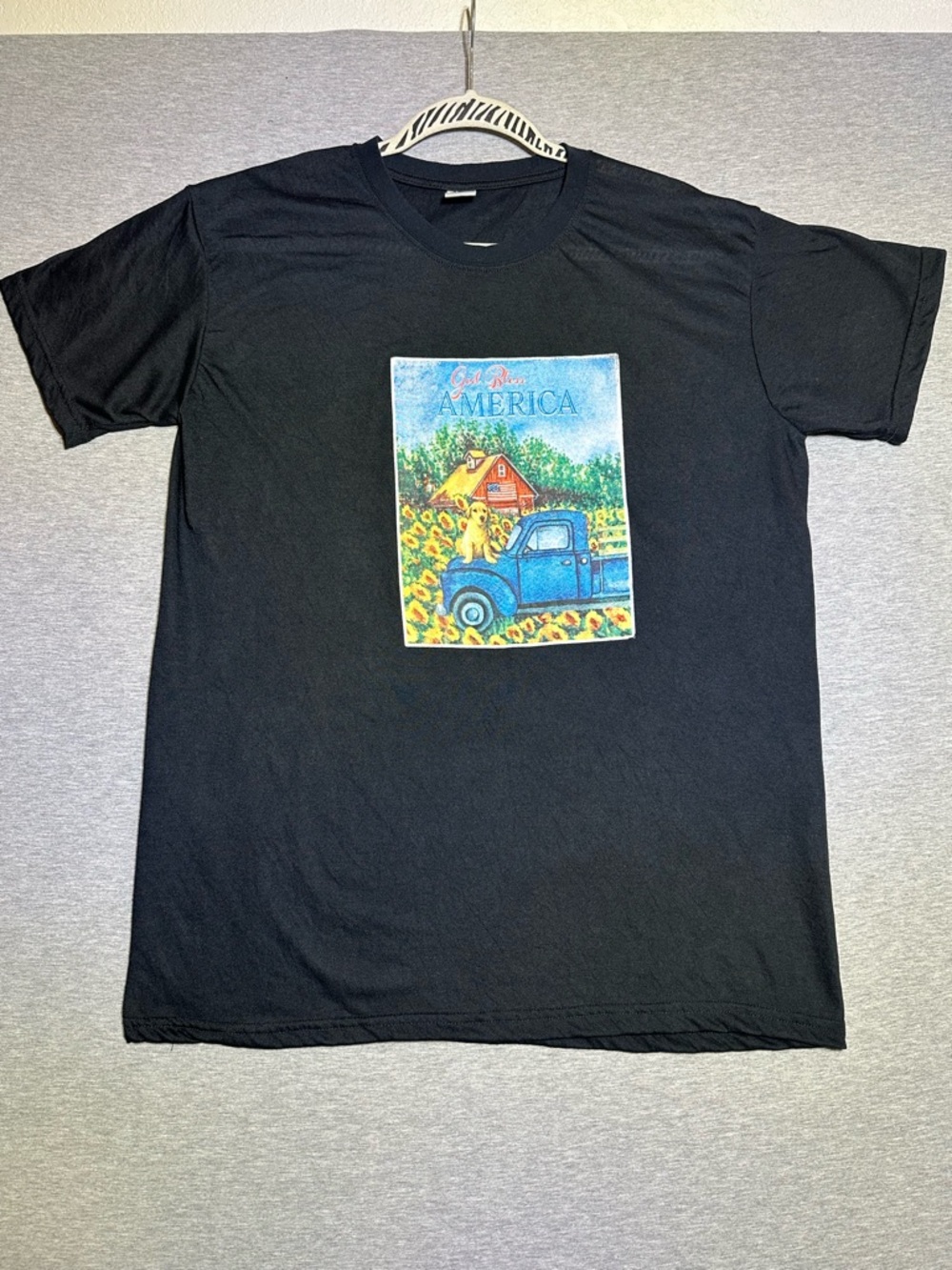 Disabled Vet support Blk graphic crew neck sheer light t-shirt.  Lab on truck